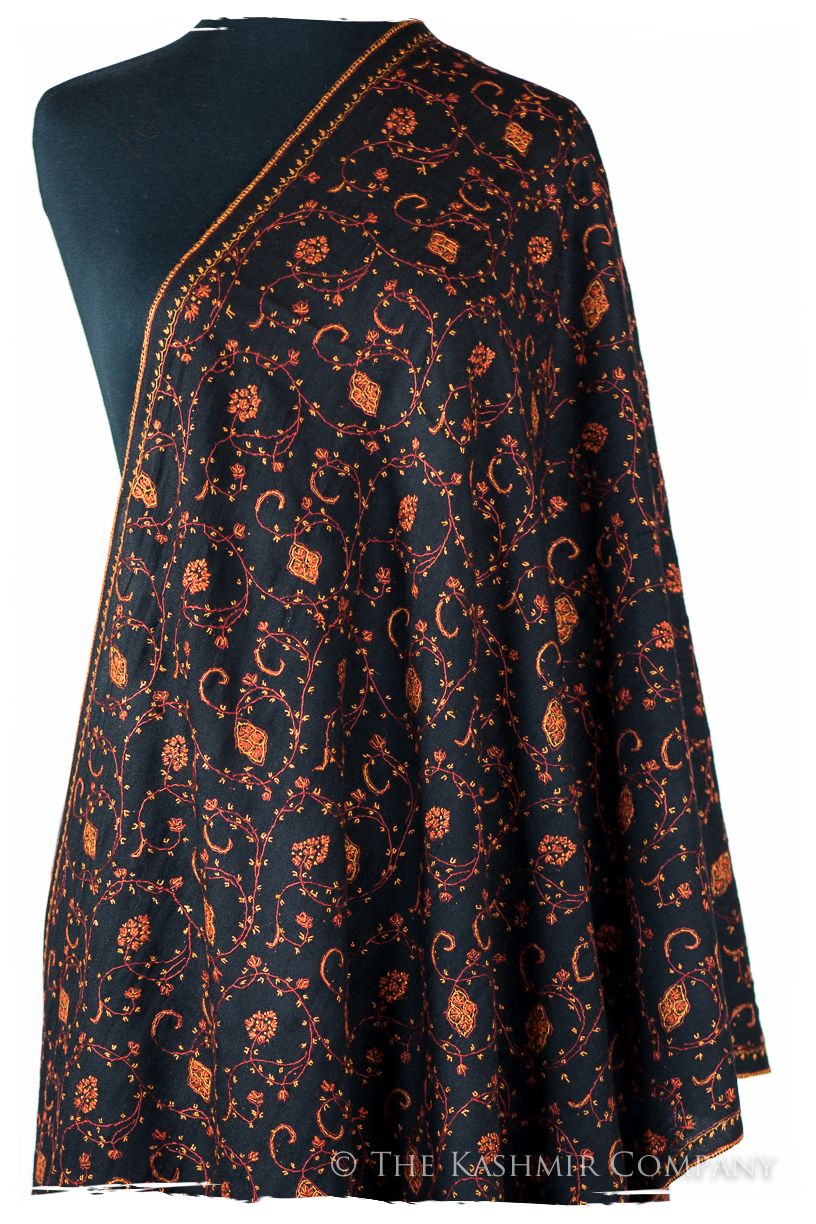 Camillé Abriellé de'Laine Sozni Orient Shawl