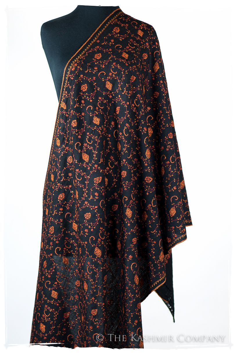 Camillé Abriellé de'Laine Sozni Orient Shawl