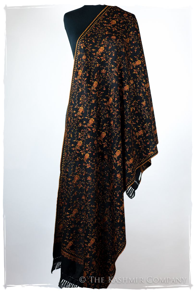 Camillé Aveliné de'Laine Sozni Orient Shawl