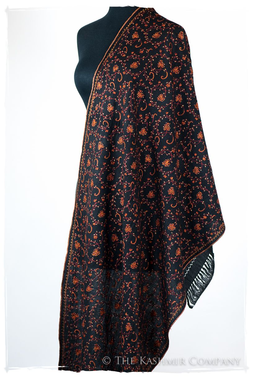 Camillé Basilié de'Laine Sozni Orient Shawl