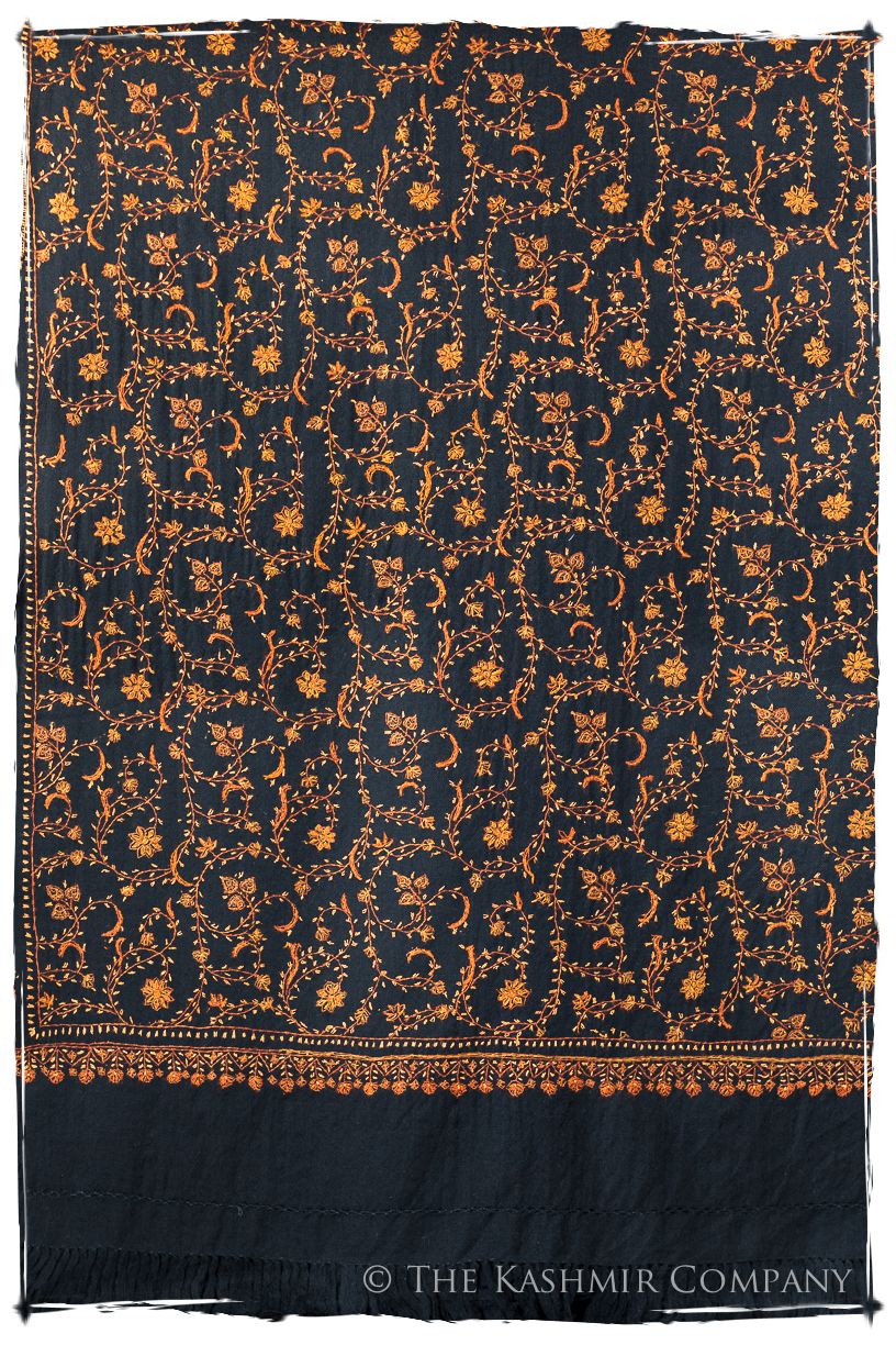 Celiné Basilié de'Laine Sozni Orient Shawl