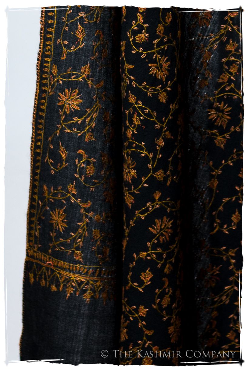 Celiné Benoité de'Laine Sozni Orient Shawl