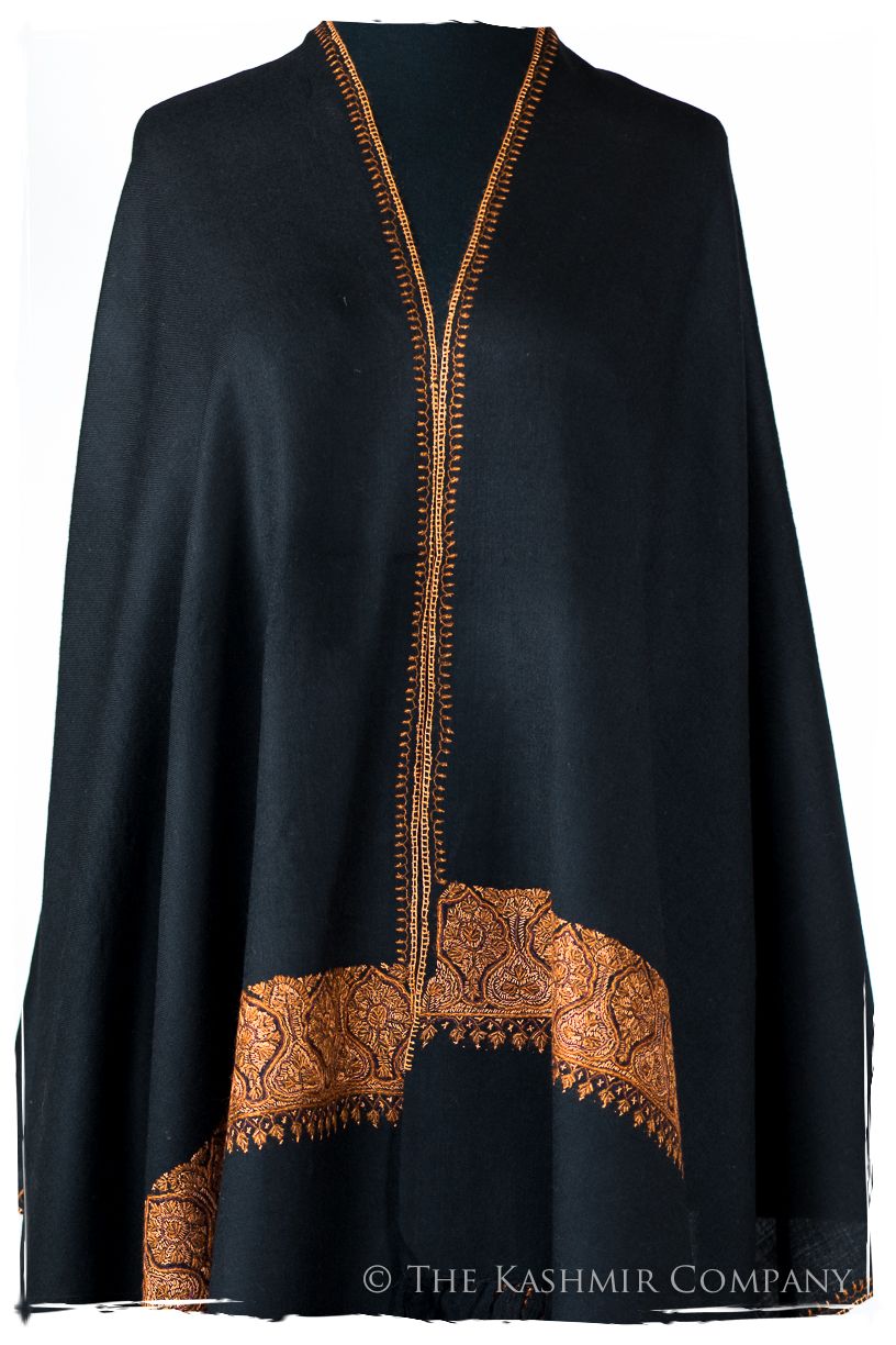 Chanellé Audetté de'Laine Sozni Frontières Orient Shawl
