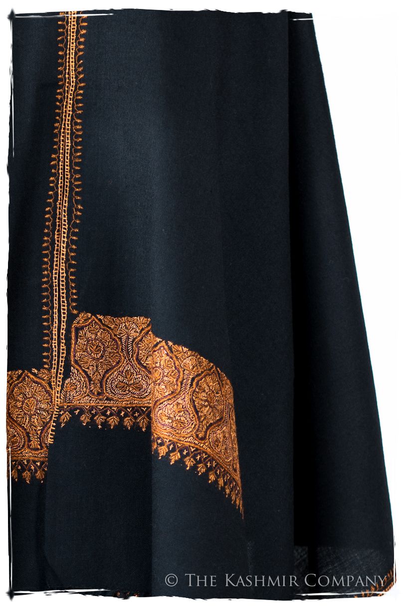 Chanellé Audetté de'Laine Sozni Frontières Orient Shawl