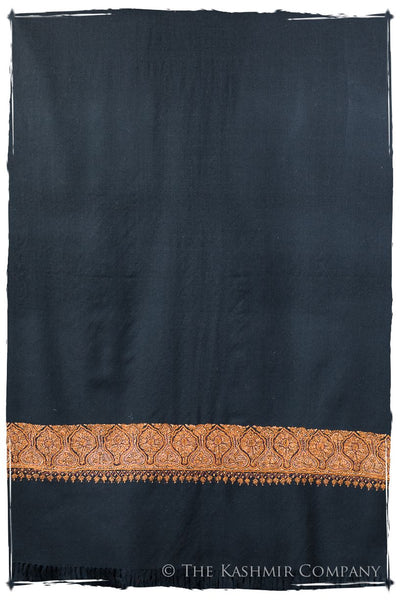 Chanellé Audetté de'Laine Sozni Frontières Orient Shawl