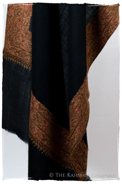 Chanellé Mascaradé de'Laine Sozni Frontières Orient Shawl