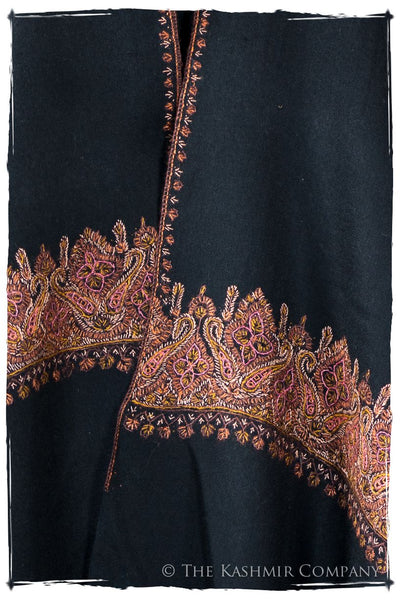 Chanellé Annetté de'Laine Sozni Frontières Orient Shawl