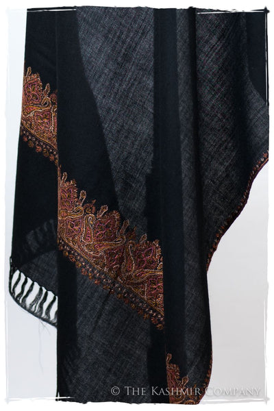 Chanellé Annetté de'Laine Sozni Frontières Orient Shawl