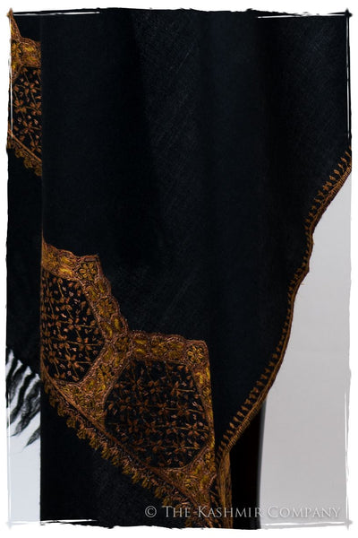 Chanellé Arabesqué de'Laine Sozni Frontières Orient Shawl