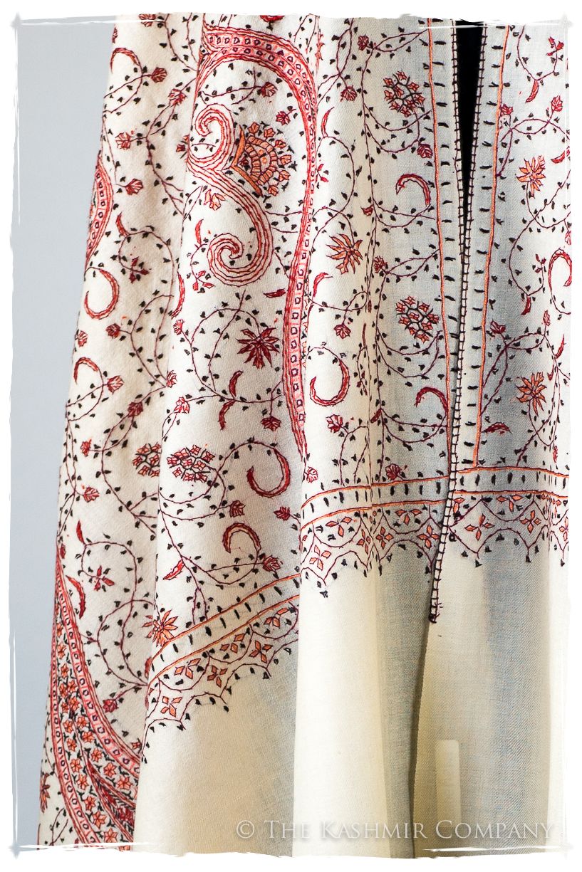 Auroretté Blanché de'Laine Sozni Paisley Orient Shawl