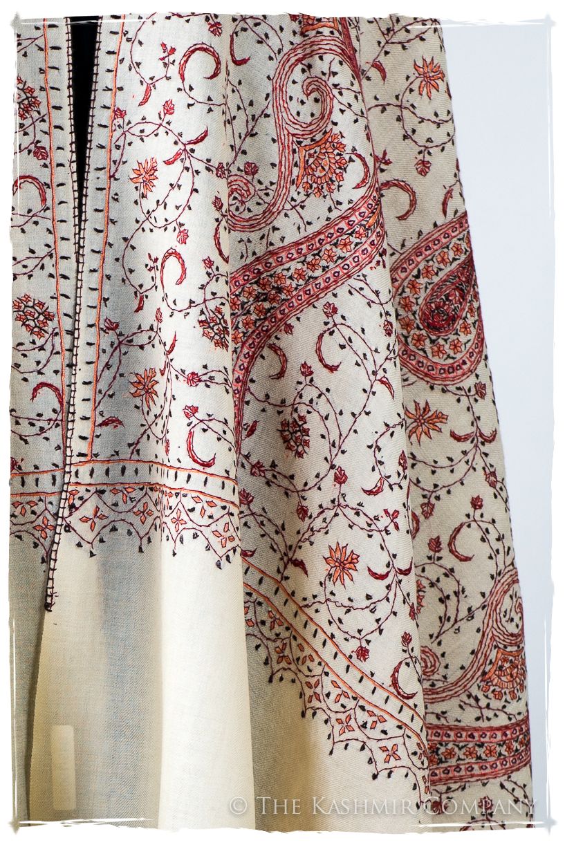 Auroretté Blanché de'Laine Sozni Paisley Orient Shawl