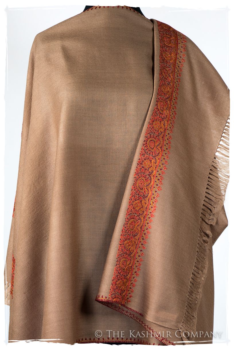 Chanellé Annelysé de'Laine Sozni Frontières Orient Shawl