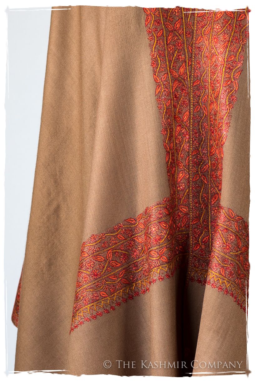Chanellé Avicé de'Laine Sozni Frontières Orient Shawl