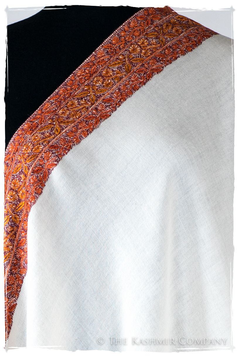 Chanellé Bellé de'Laine Sozni Frontières Orient Shawl