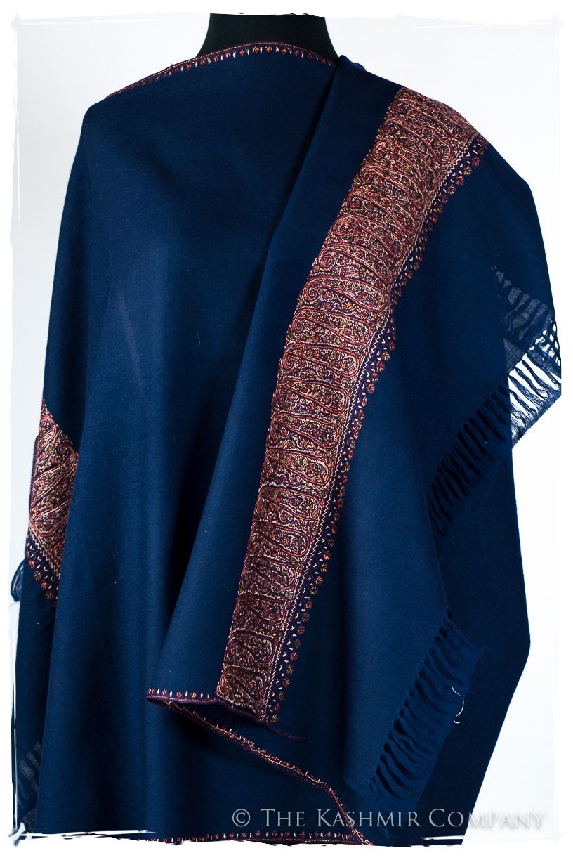 Chanellé Bijoué de'Laine Sozni Frontières Orient Shawl