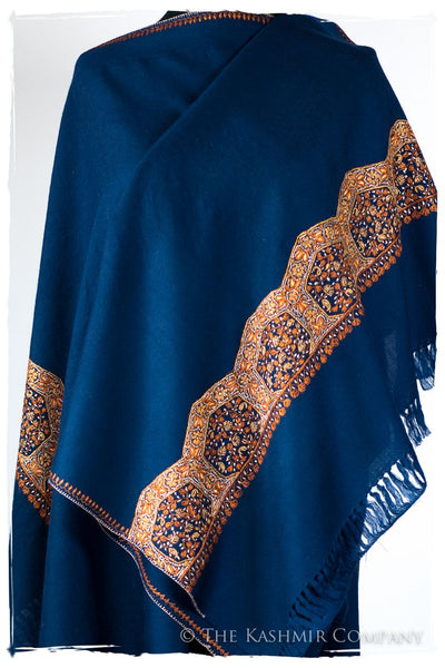 Chanellé Arabesqué Bleu de'Laine Sozni Frontières Orient Shawl