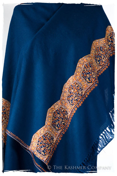 Chanellé Arabesqué Bleu de'Laine Sozni Frontières Orient Shawl