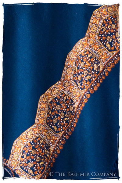 Chanellé Arabesqué Bleu de'Laine Sozni Frontières Orient Shawl