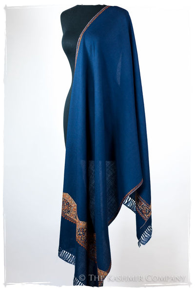 Chanellé Arabesqué Bleu de'Laine Sozni Frontières Orient Shawl