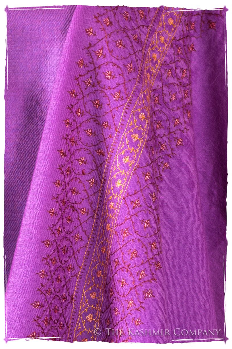 Vasté Bellé de'Laine Sozni Frontières Orient Shawl