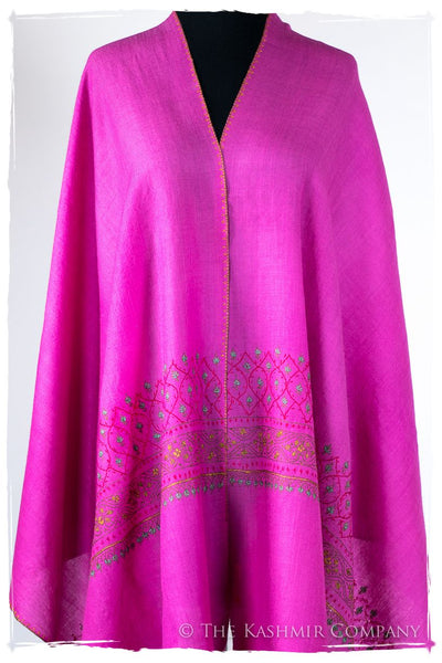 Vasté Basilié de'Laine Sozni Frontières Orient Shawl