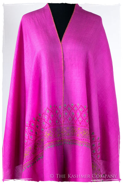 Vasté Basilié de'Laine Sozni Frontières Orient Shawl