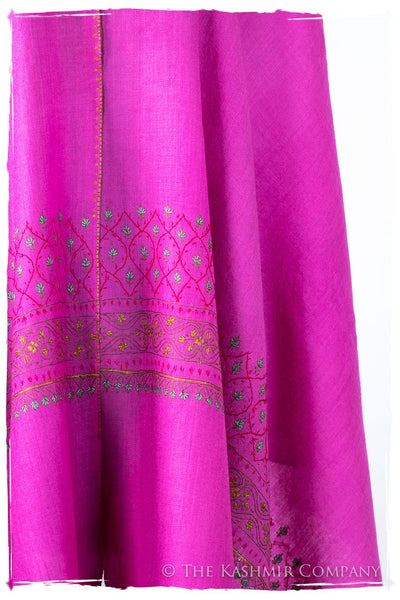 Vasté Basilié de'Laine Sozni Frontières Orient Shawl