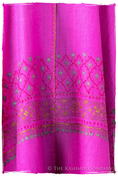 Vasté Basilié de'Laine Sozni Frontières Orient Shawl