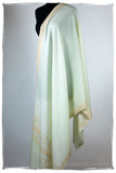 Vasté Avicé de'Laine Sozni Frontières Orient Shawl