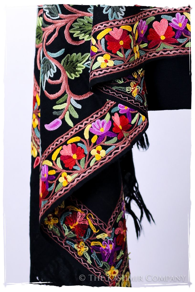 Jardin de Shasta Antiquaires Shawl