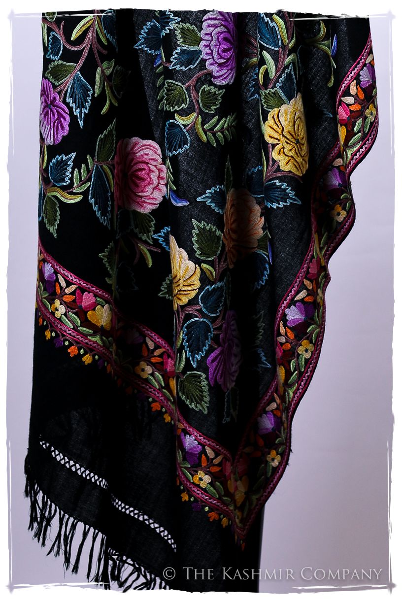 Jardin de Montebello Antiquaires Shawl