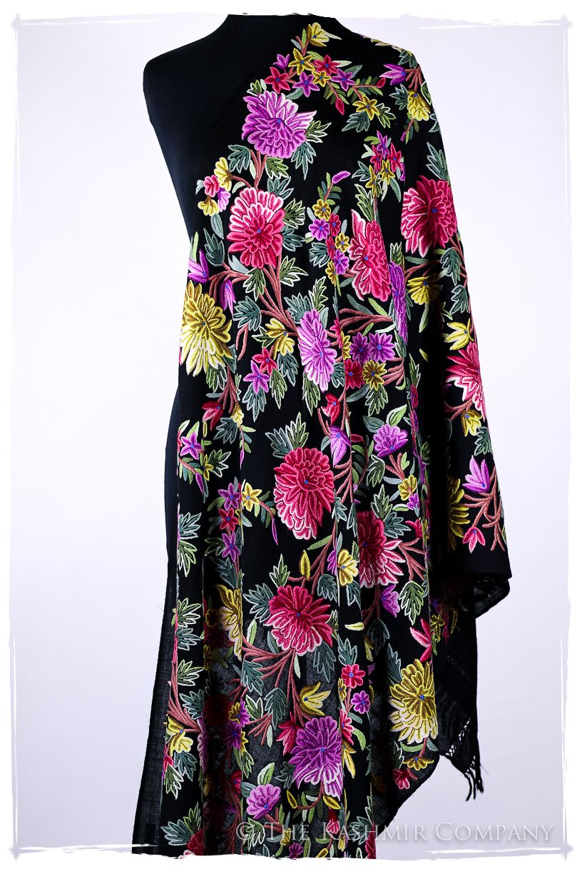 Belles Fleurs de Montréal Français Antiquaires Shawl