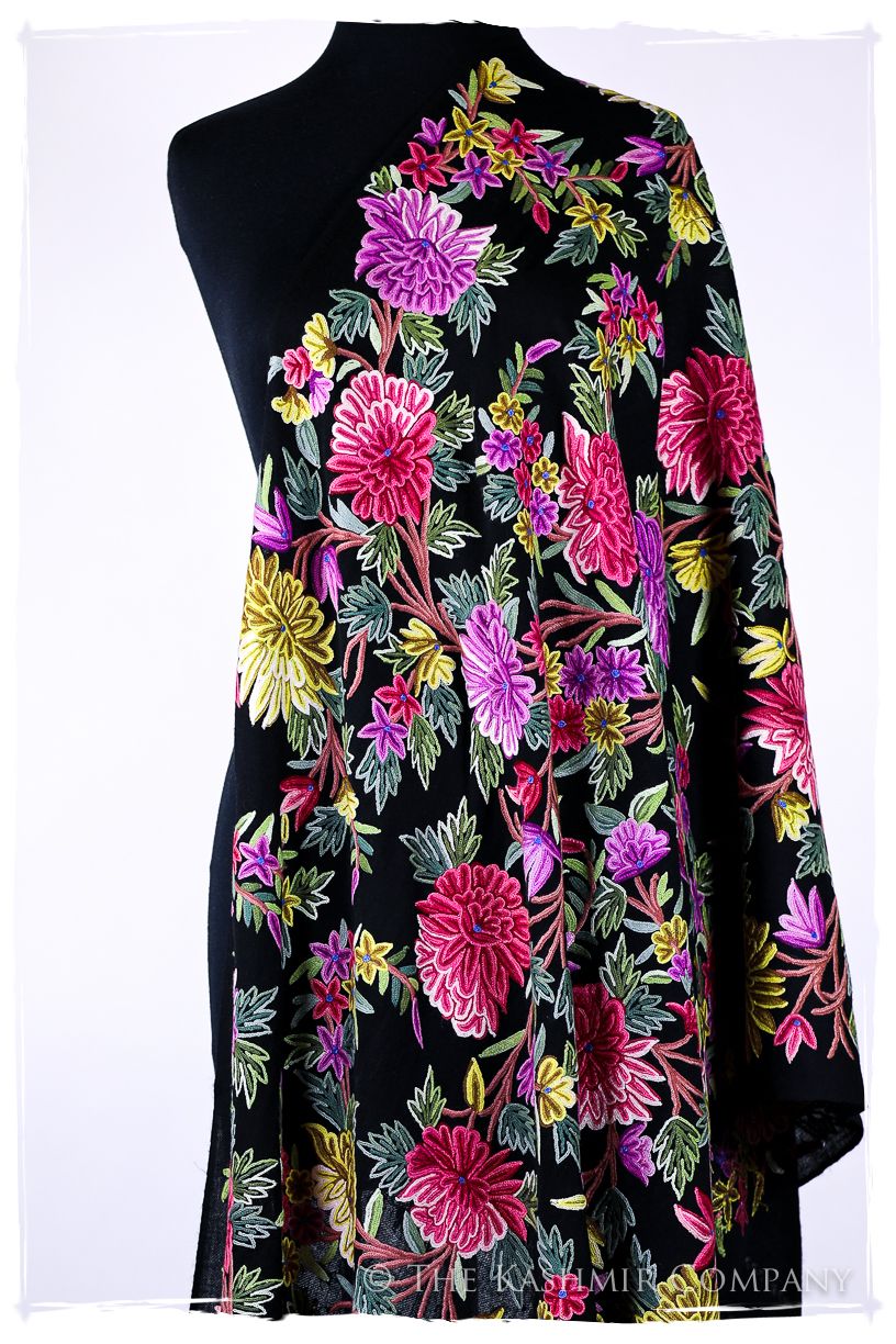 Belles Fleurs de Montréal Français Antiquaires Shawl