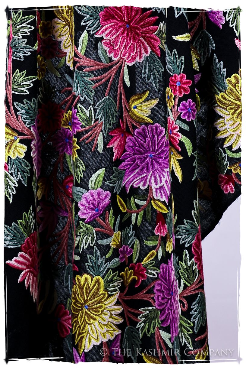 Belles Fleurs de Montréal Français Antiquaires Shawl