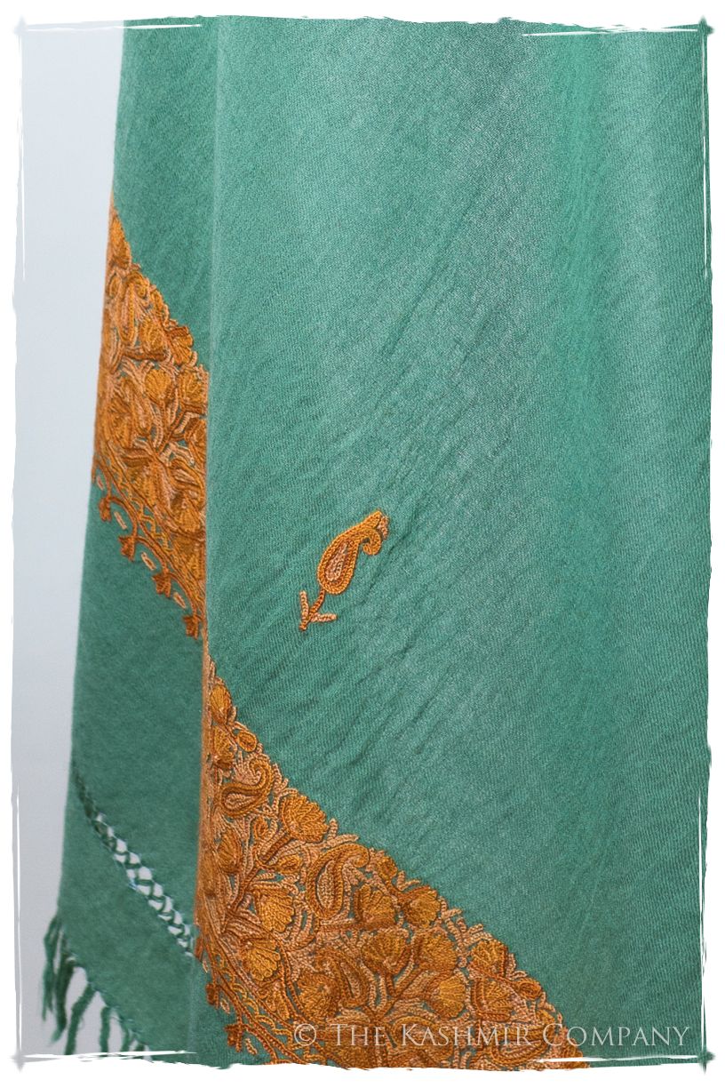 Héloïse Frontières Paisley Gift Shawl