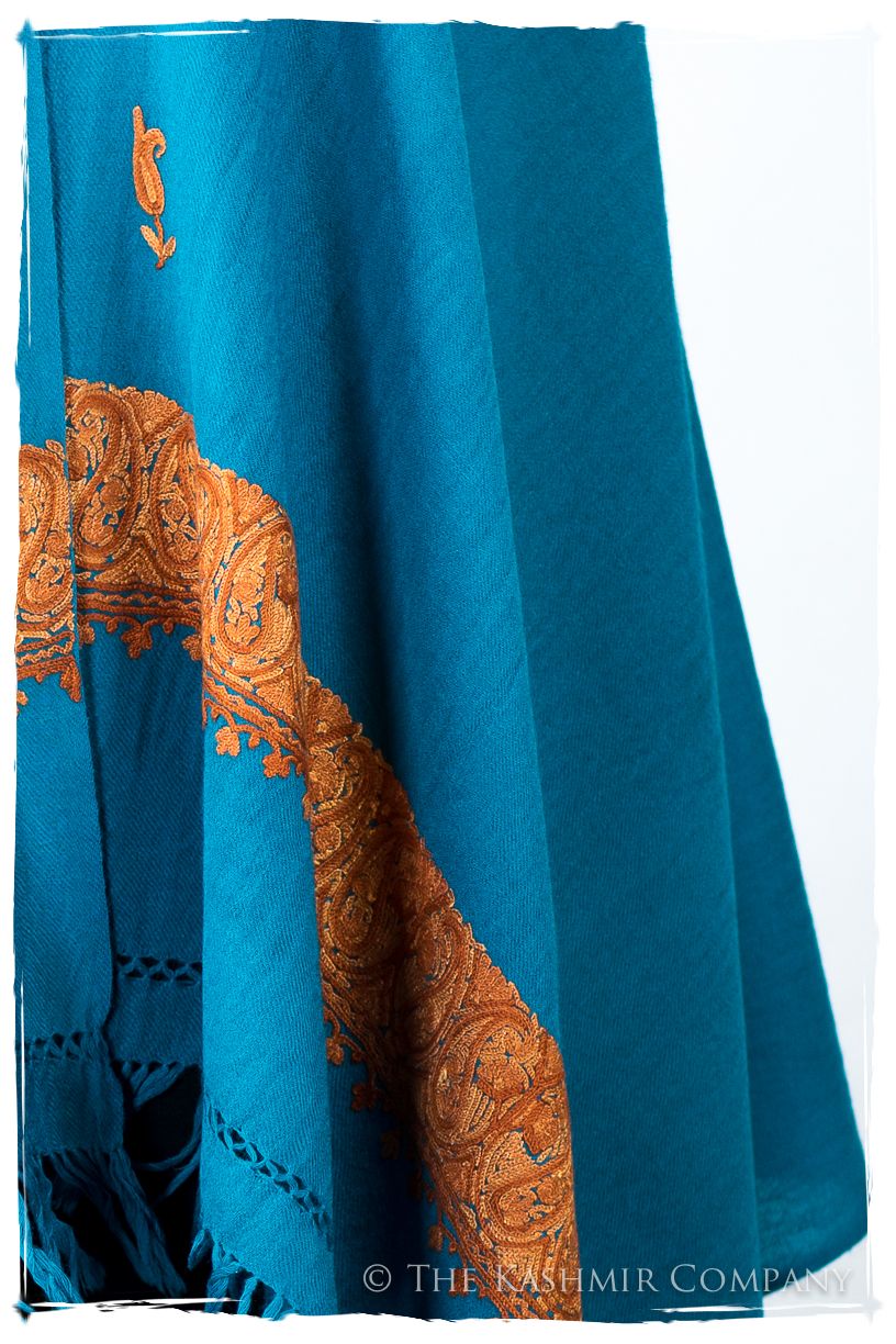Octavie Frontières Paisley Gift Shawl