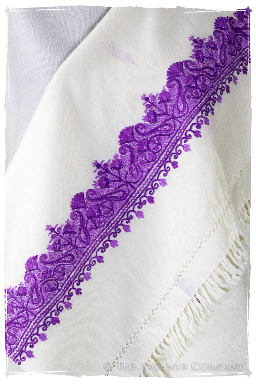 Maura Frontières Paisley Gift Shawl