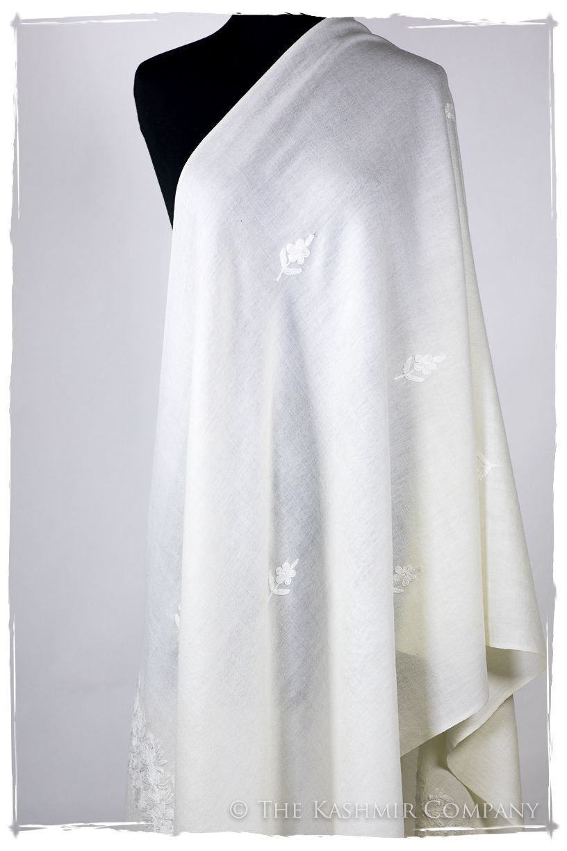 Maya Frontières Paisley Gift Shawl
