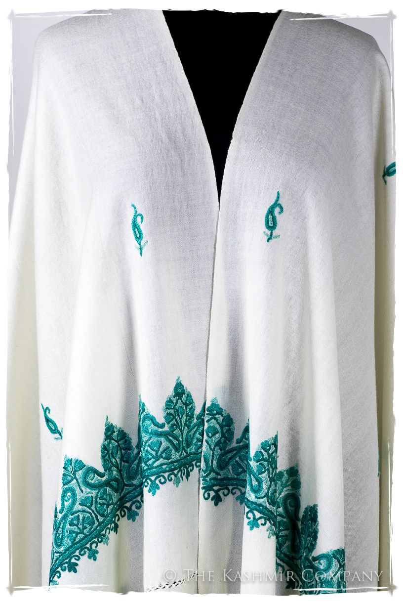 Melina Frontières Paisley Gift Shawl