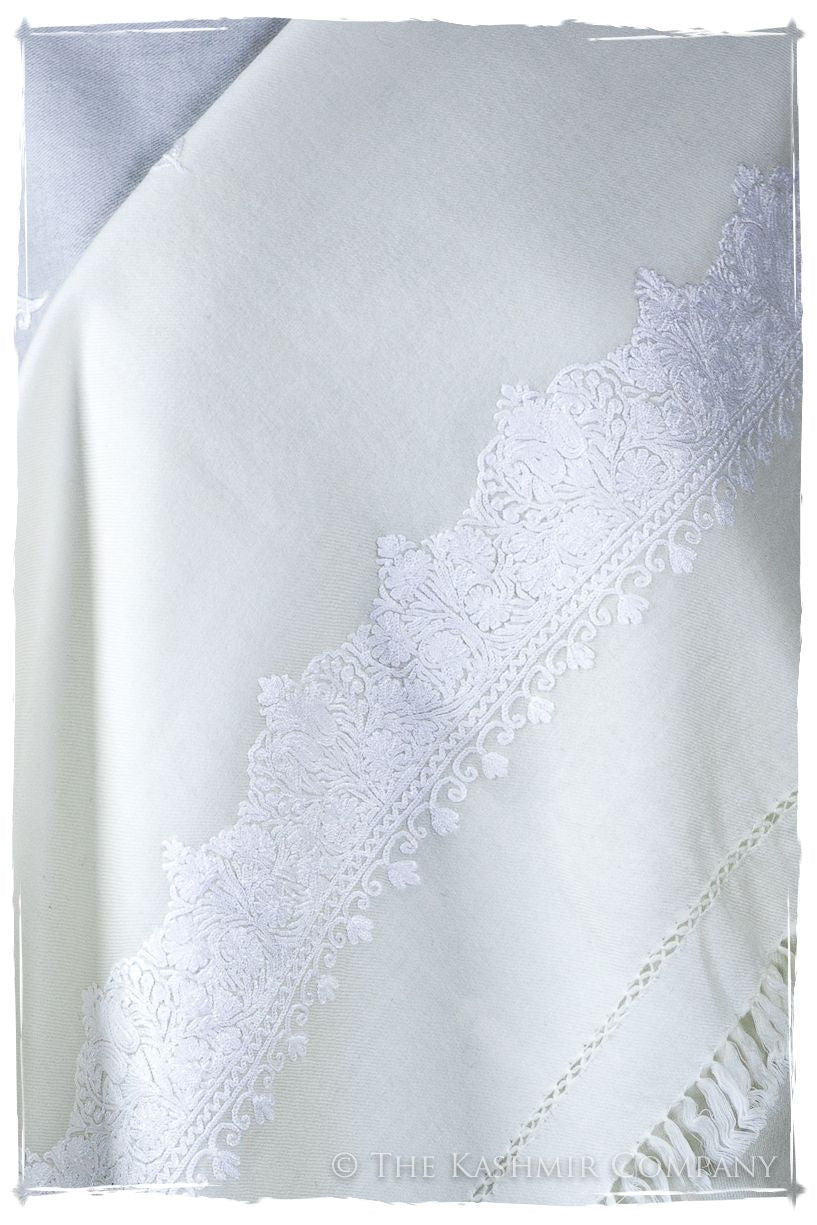 Salma Frontières Paisley Gift Shawl