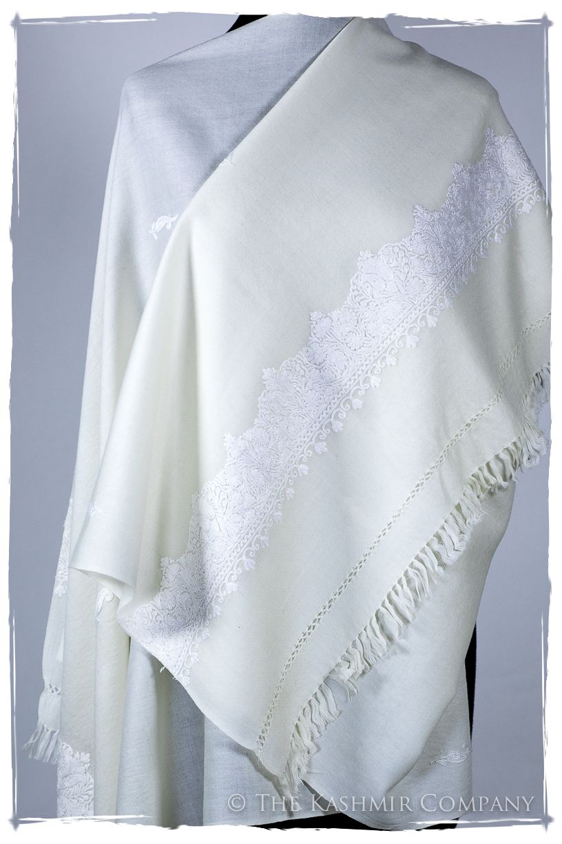Salma Frontières Paisley Gift Shawl