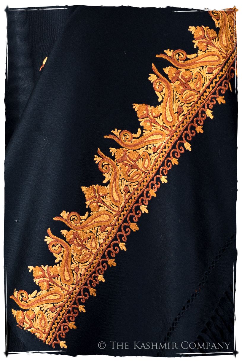 Yanet Frontières Paisley Gift Shawl