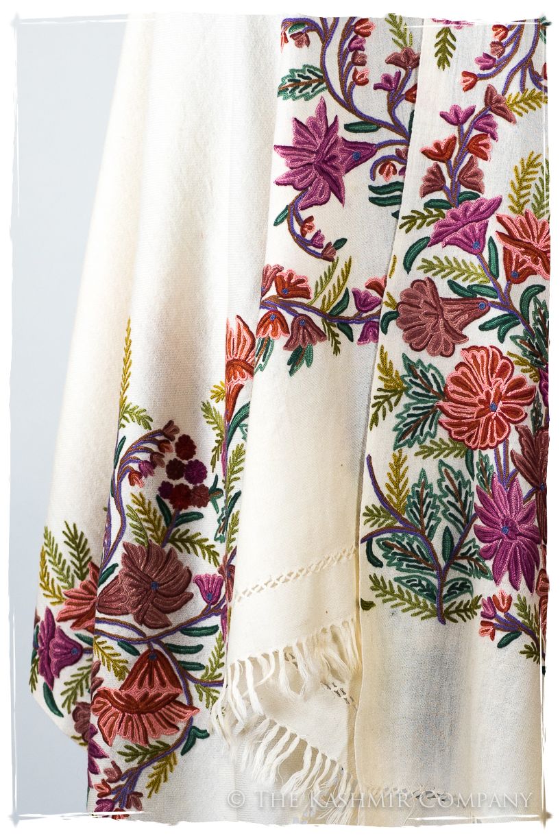 Amelié de Frontierè Jardin Mascarade Shawl
