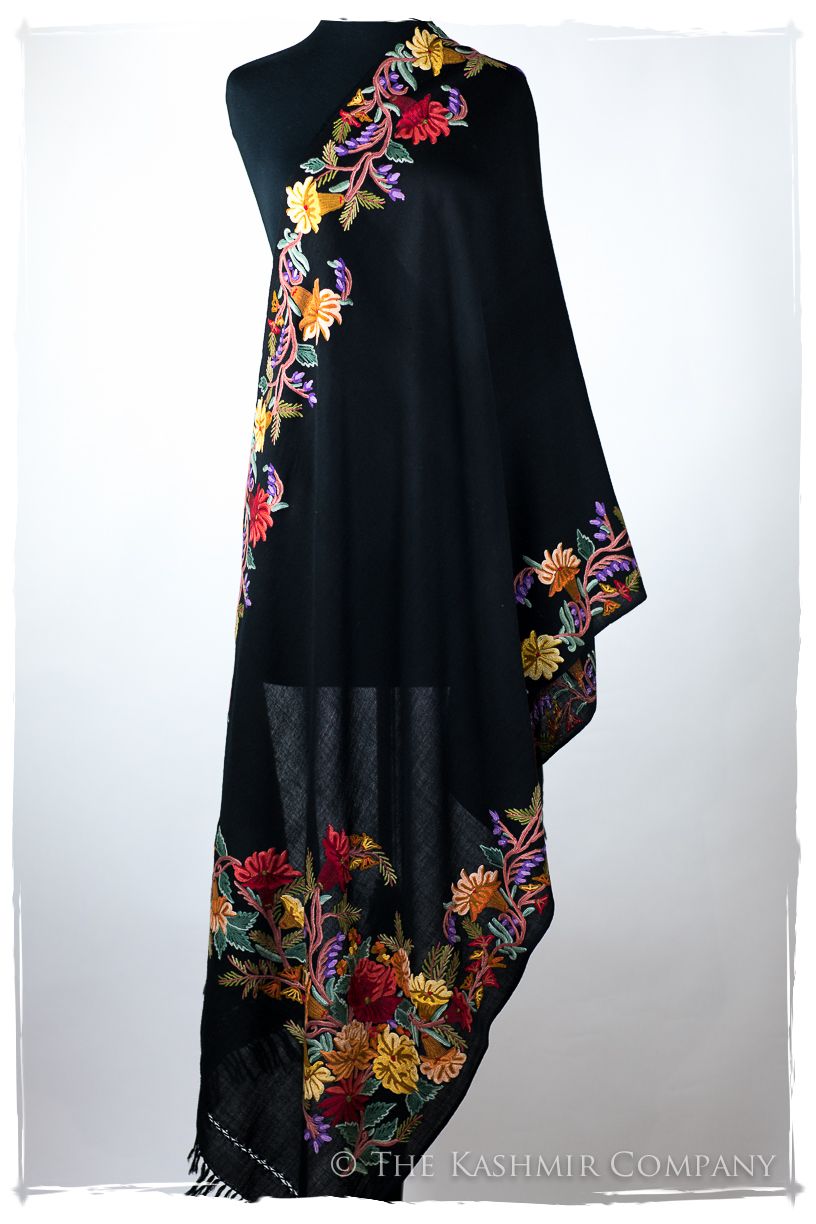 Slyvie de Frontierè Jardin Mascarade Shawl