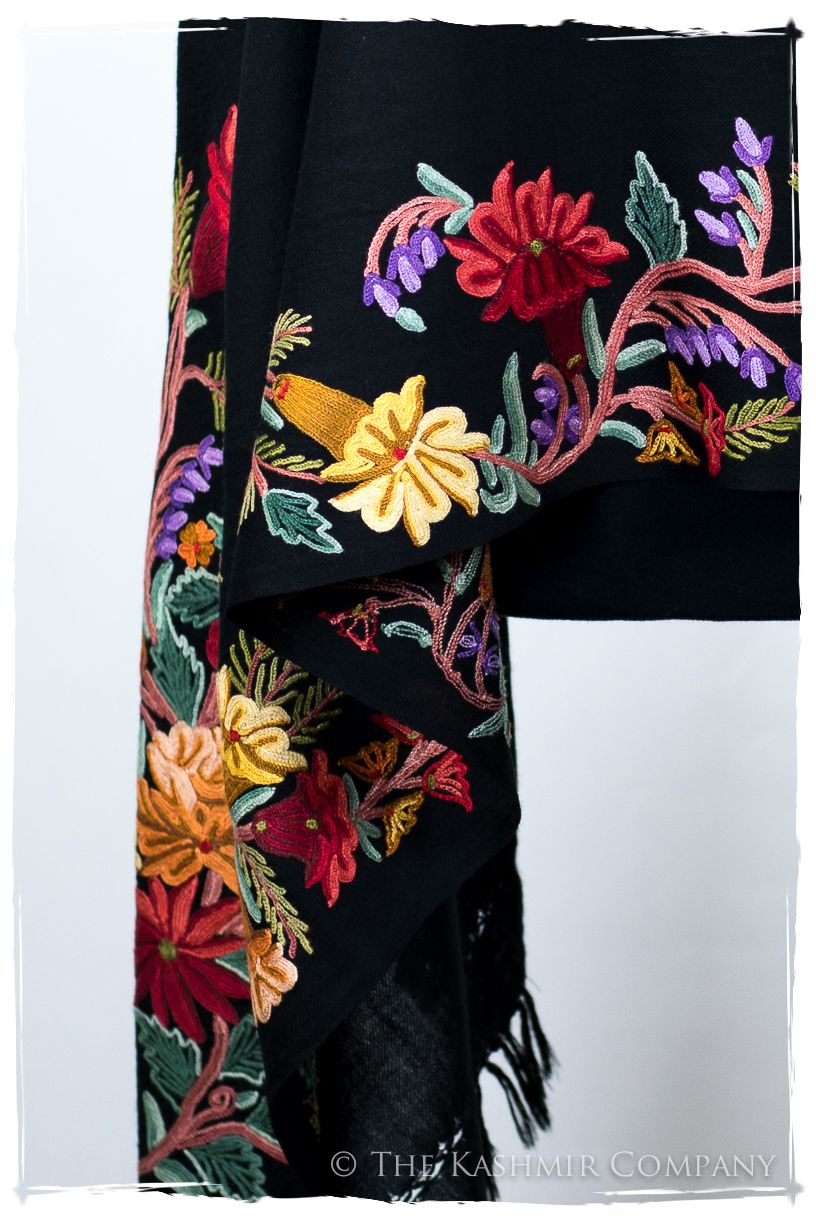 Slyvie de Frontierè Jardin Mascarade Shawl