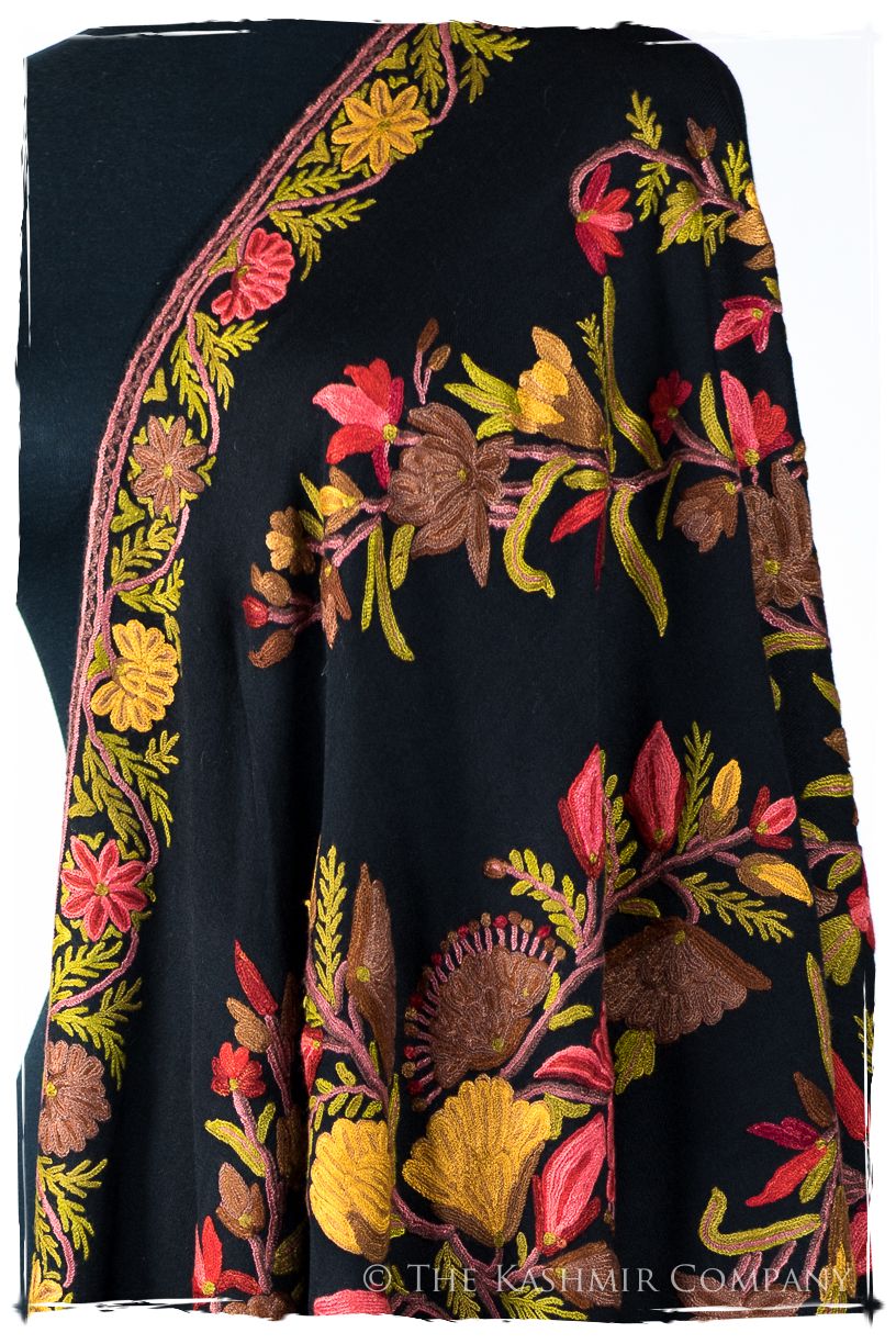 Royauté Française Amoureuse de Cezanne Cannes Shawl