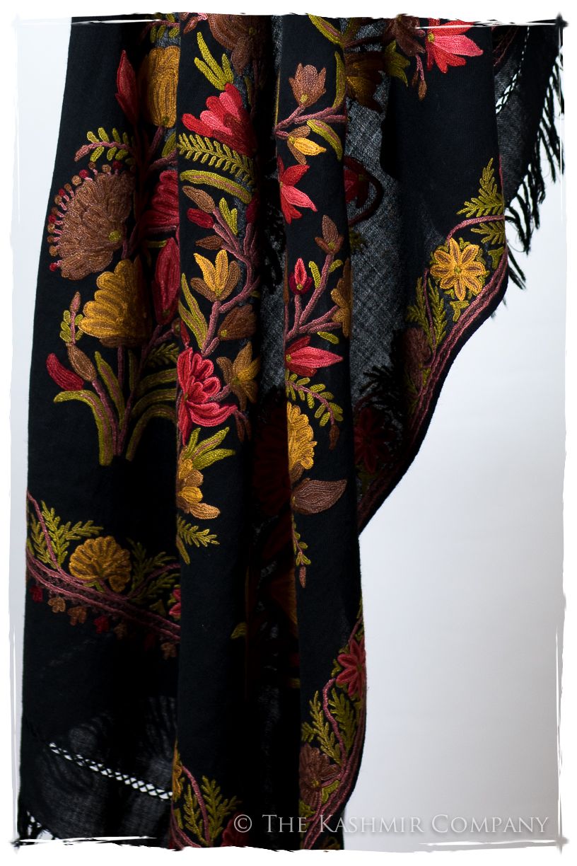 Royauté Française Amoureuse de Cezanne Cannes Shawl