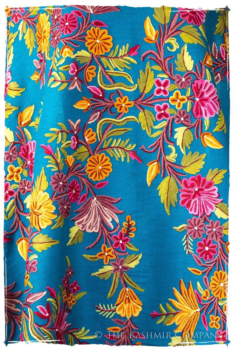 Amoureuse de Élise Française Bleu Notre Dame Shawl