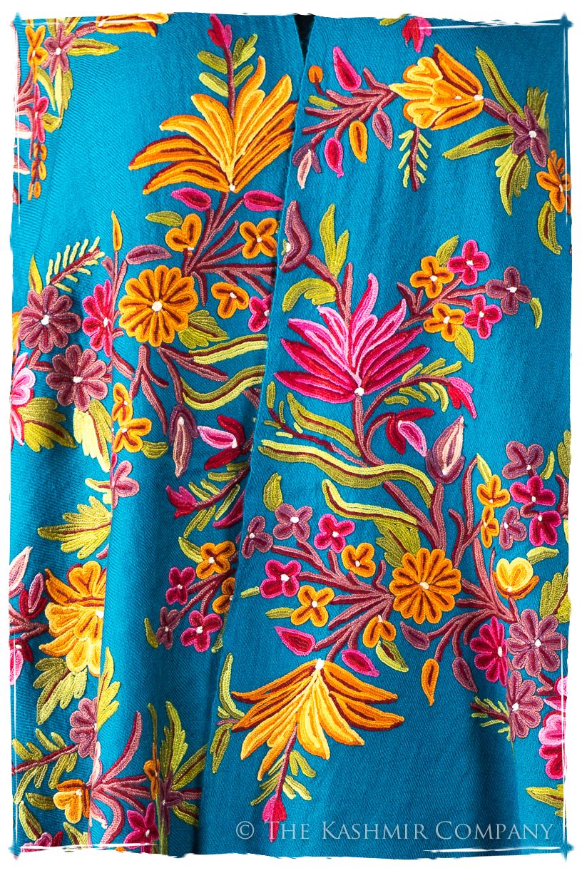 Amoureuse de Élise Française Bleu Notre Dame Shawl