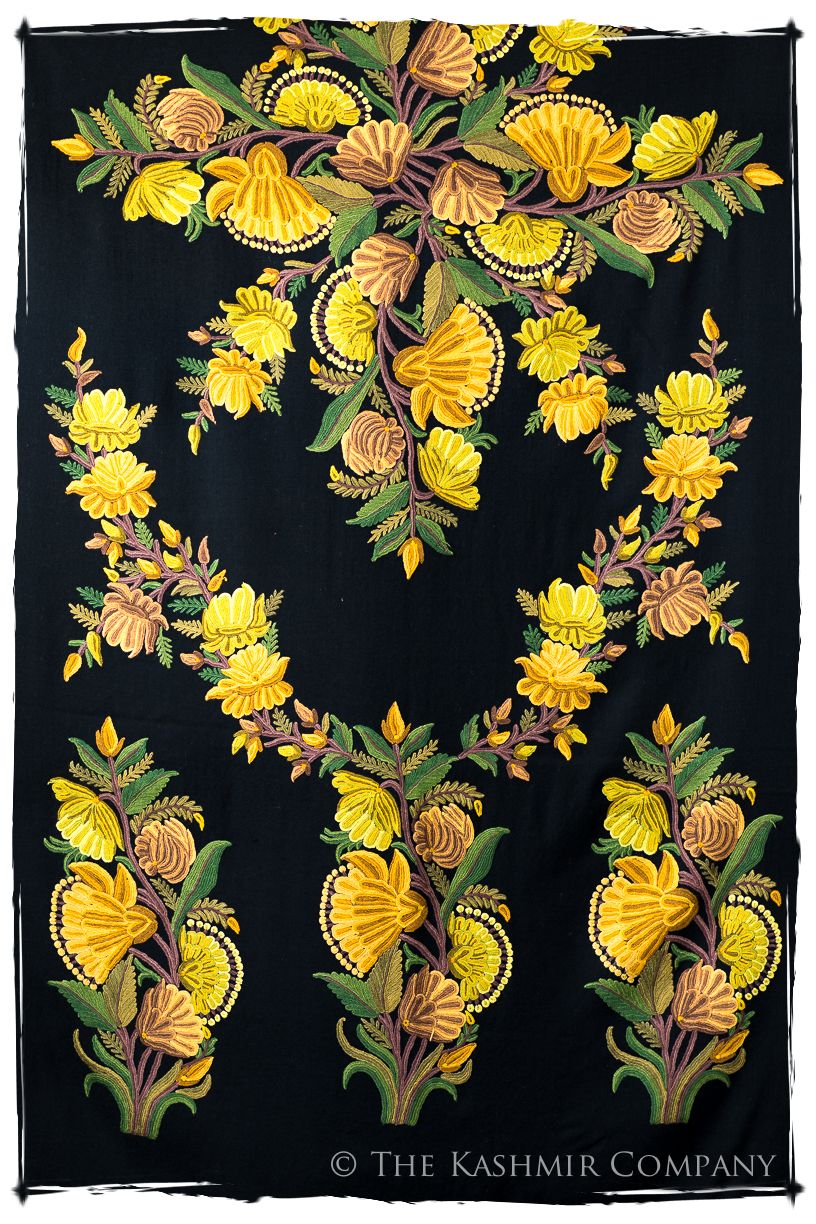 Royauté Française Amoureuse de Slyvie Cannes Shawl
